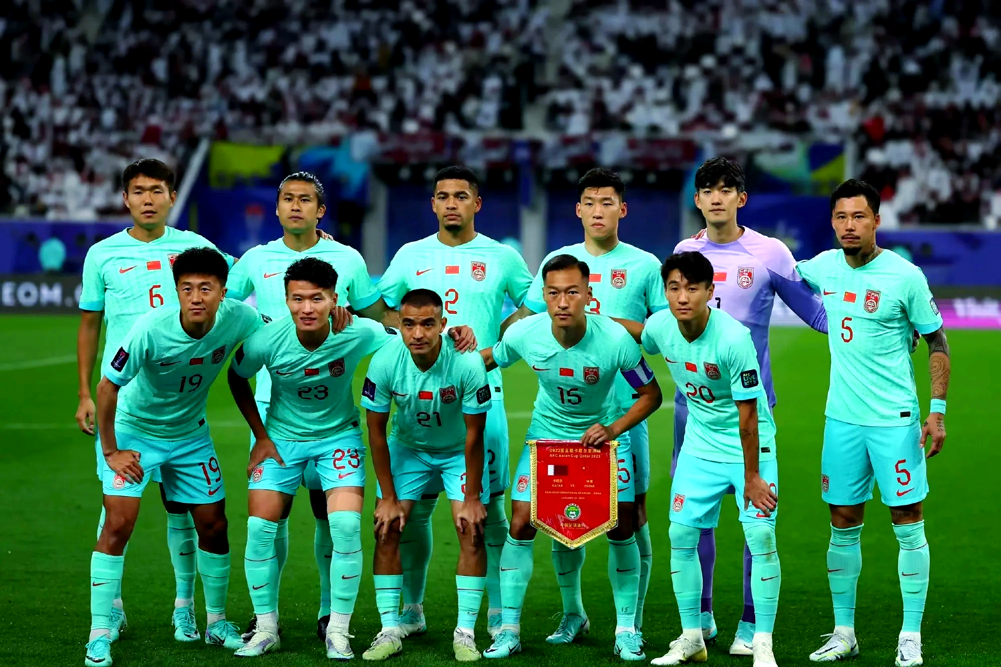 球员齐聚备战亚洲杯战火升腾的简单介绍