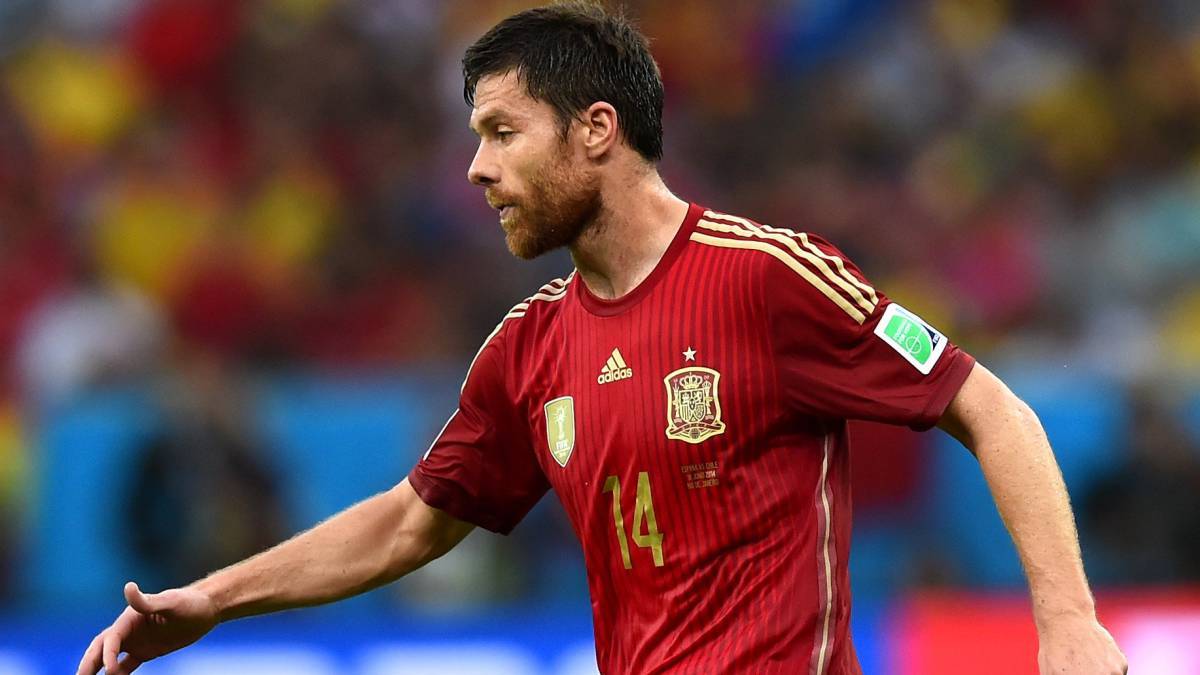 包含红牛二队横扫梅赛德斯，阿隆索关键制胜的词条