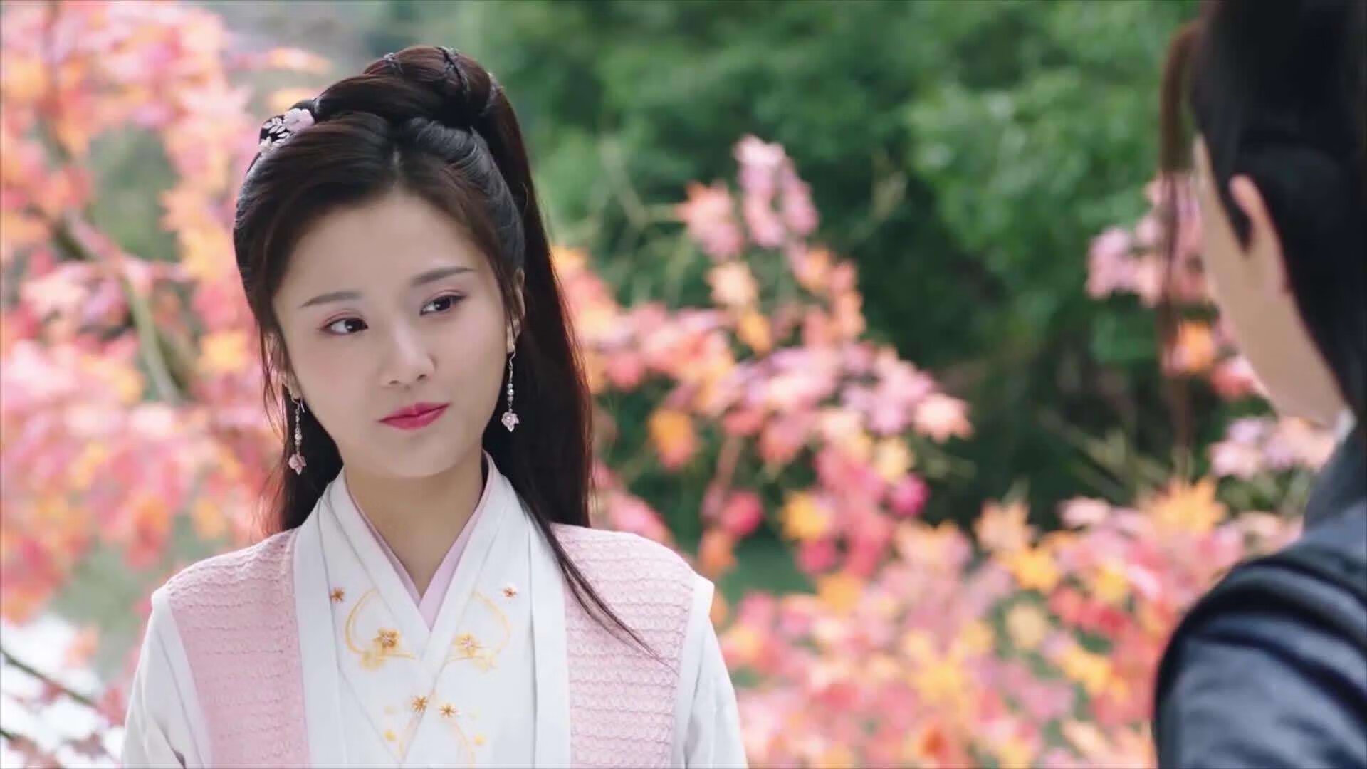 独舞与群像,当莫兰特用统治级数据定义个人英雄主义,广东队以淬火之师照亮集体篮球之光