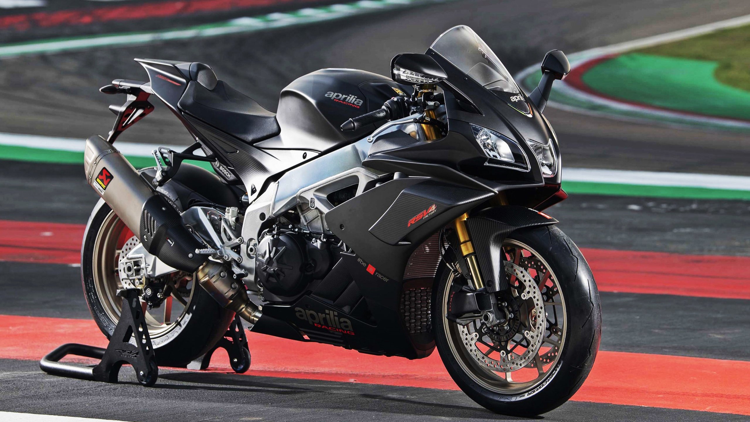 破壁者诞生，爱德华兹与魔术在沉默中亮剑